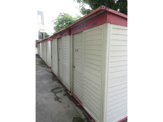 物件内観写真4　(物置)