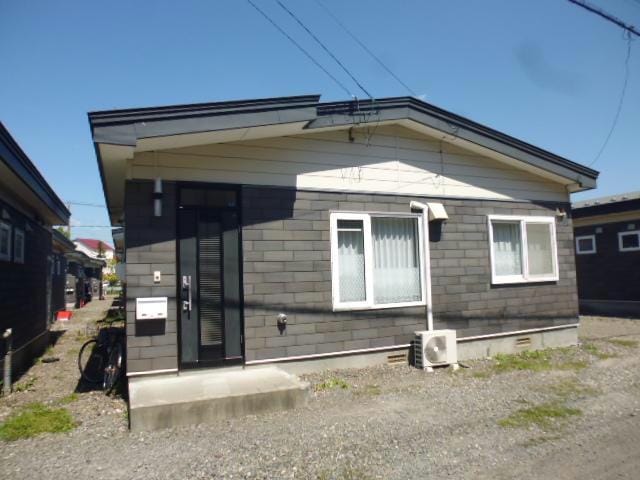 西9南39貸家の物件外観写真