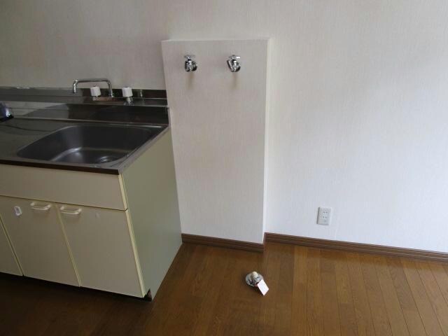 物件内観写真11　(洗濯機置き場)