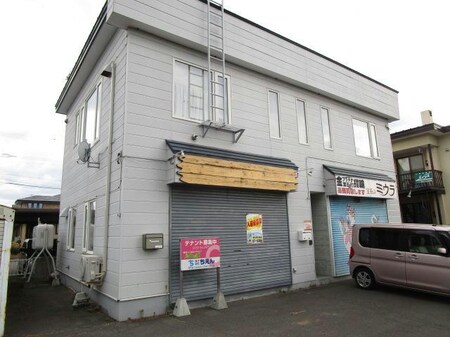 M西23条貸店舗外観写真