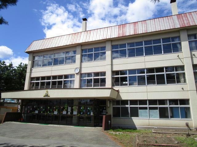 帯広市立西小学校