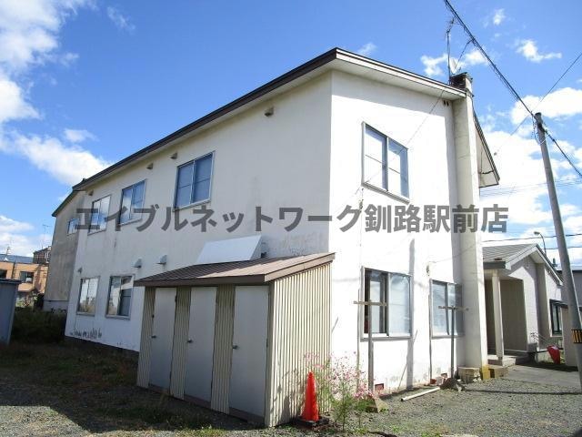 大沢マンションの物件外観写真