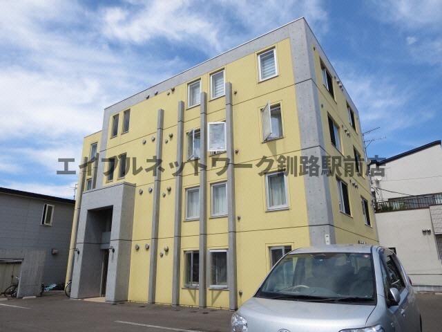 ペラッツィ暁の物件外観写真