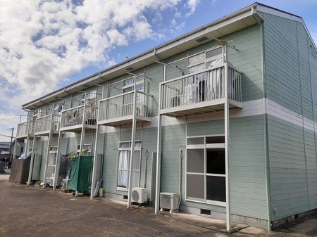 シャルマンハイム外観写真