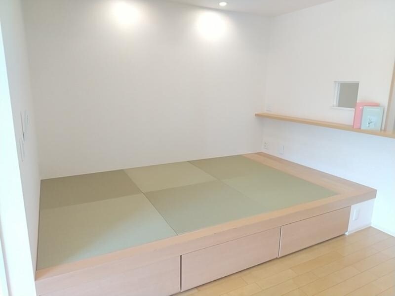 物件内観写真20　(畳コーナー)