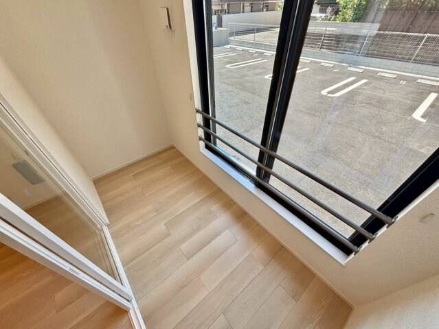 物件内観写真15　(サンルーム)