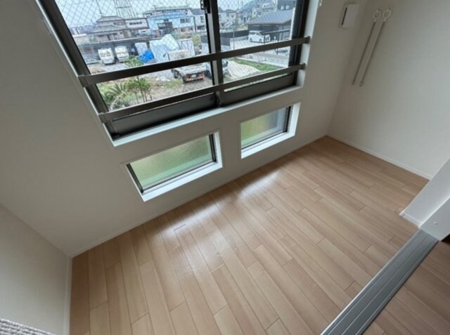 物件内観写真12　(インナーバルコニー)