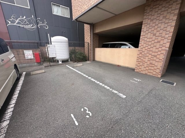 物件外観写真2　