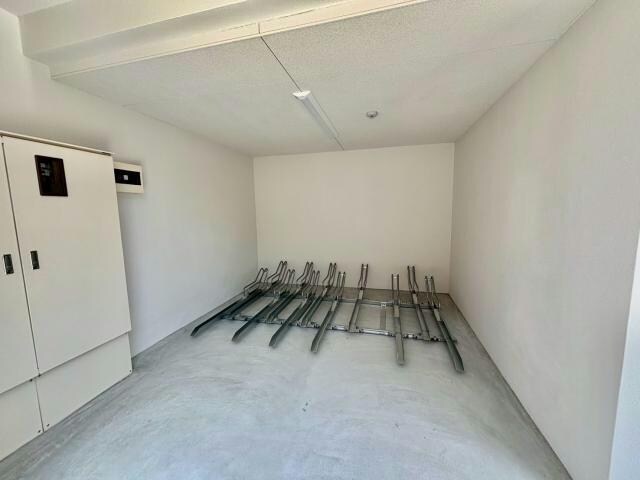 物件内観写真20　(駐輪場)