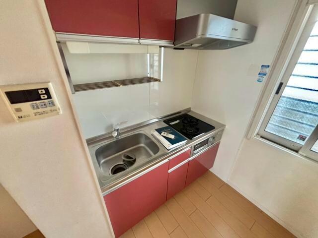 物件内観写真5　(使いやすいキッチンです)