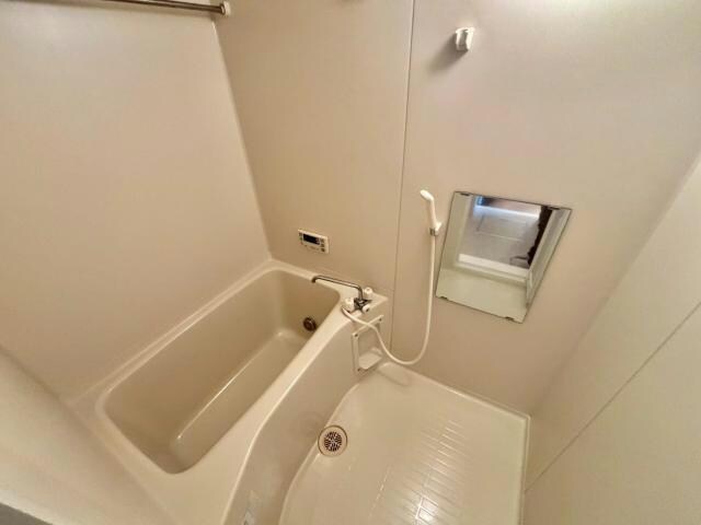 物件内観写真6　(お風呂です)