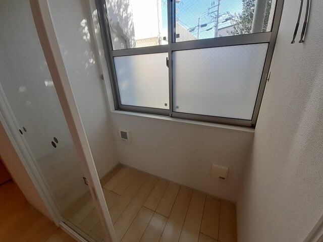 物件内観写真9　(サンルーム)