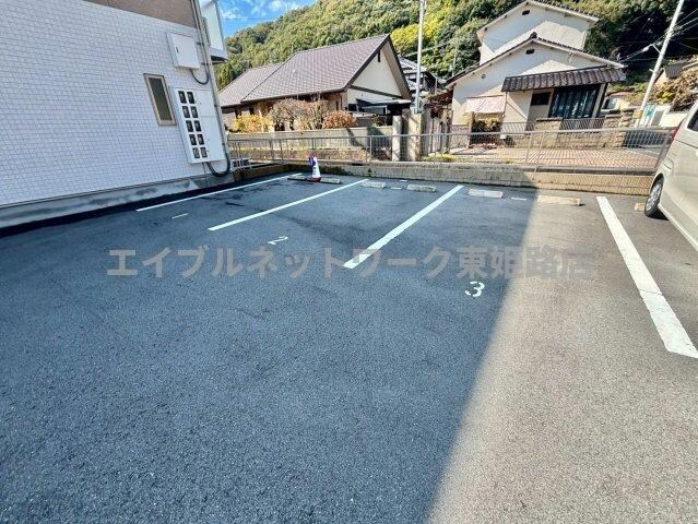 物件外観写真3　