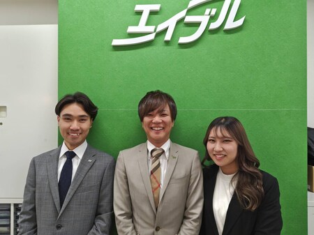 2020年4月に新店へ移転いたしました。きれいな店内でお迎え致します。