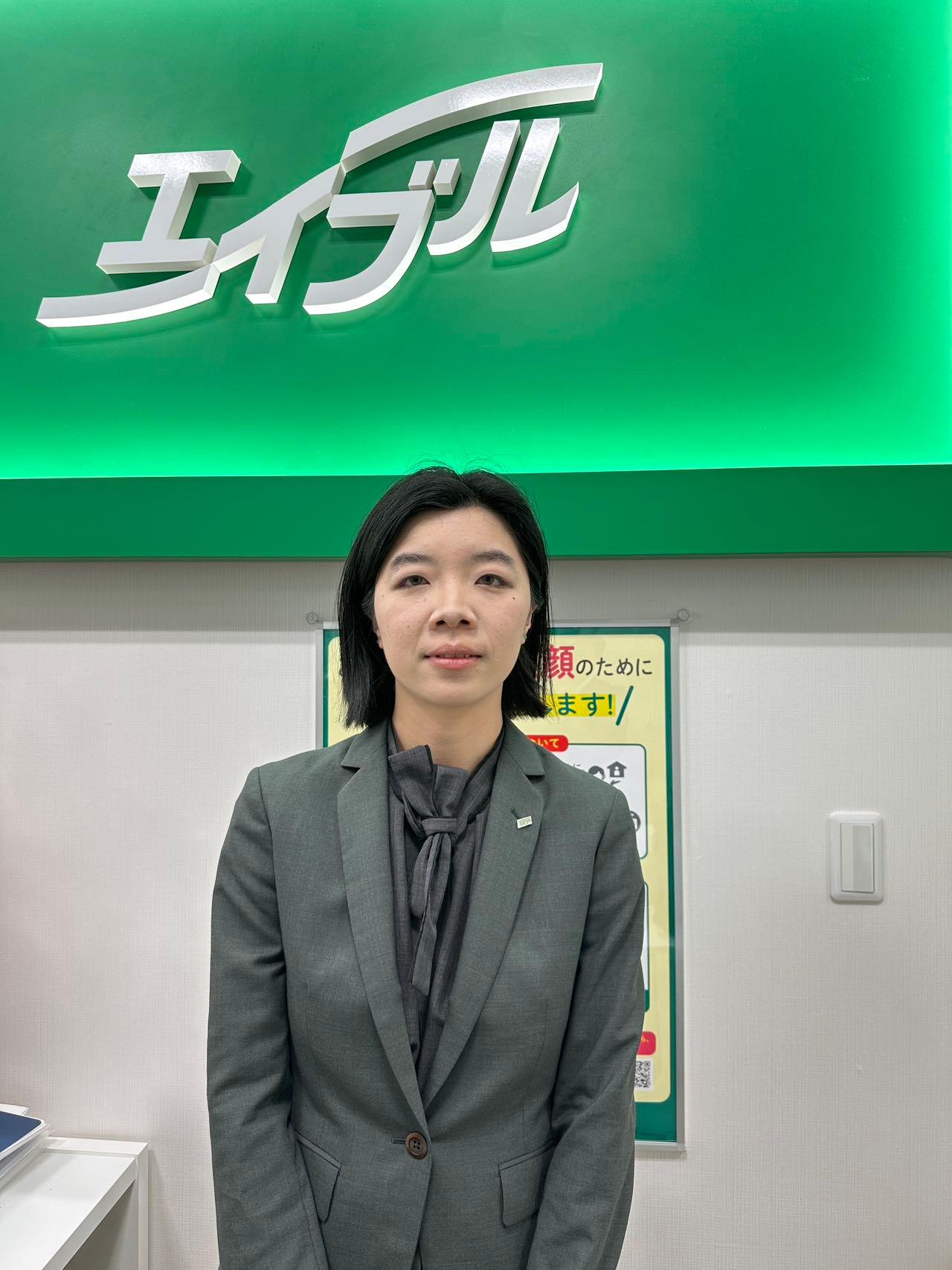 店舗スタッフ集合写真