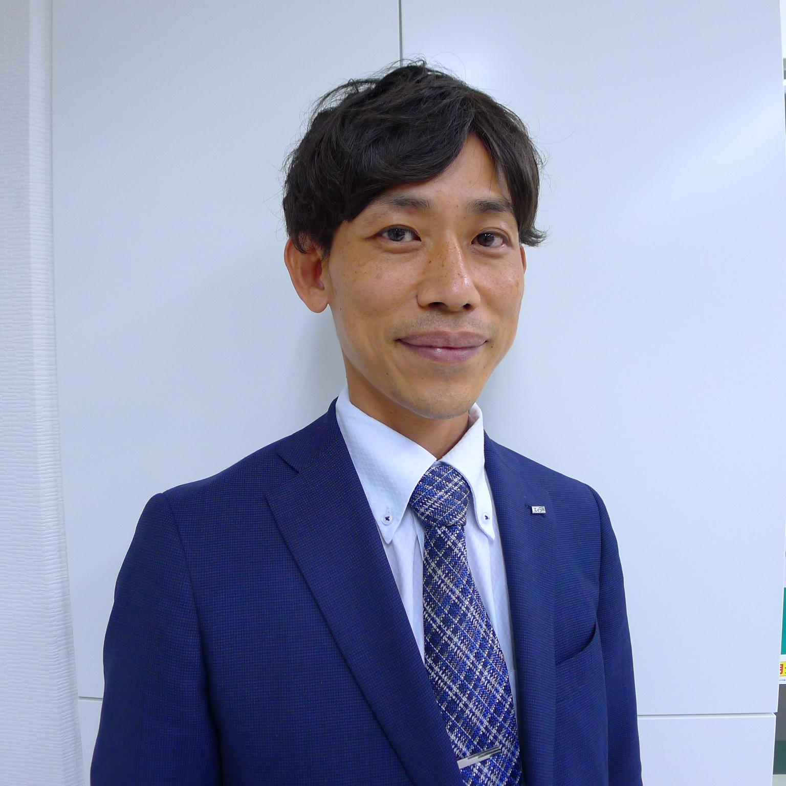 店舗スタッフ集合写真