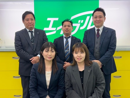 スタッフ全員でお客様をお迎えしております