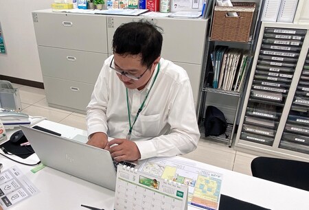 ベテラン社員の豊富な知識でお客様のぴったりなお部屋をお探しさせて頂きます