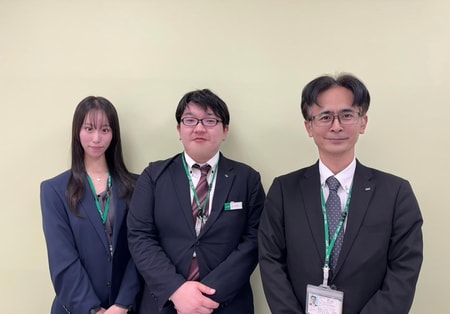 スタッフ一同ご来店心よりお待ち申し上げます。