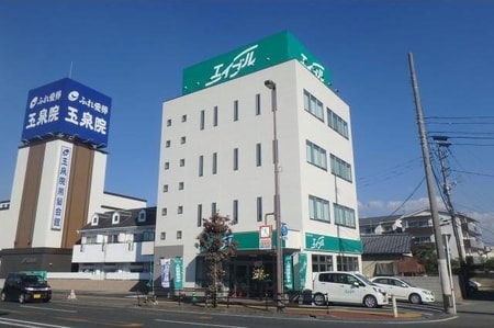 新社屋でお客様をお出迎えしております。ぜひ、ご来店ください。