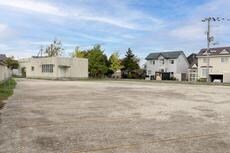 物件外観写真2　(駐車場)