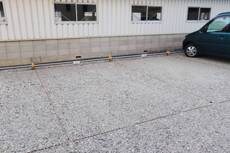 物件外観写真2　(駐車場)