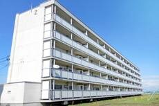 物件外観写真1　(建物外観)