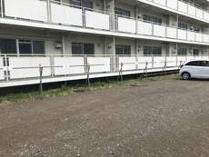 物件外観写真2　(駐車場)