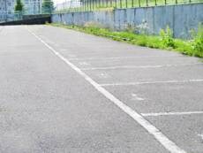 物件外観写真2　(駐車場)