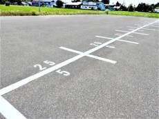 物件外観写真2　(駐車場)