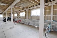 物件外観写真3　(その他共有部分)