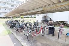 物件外観写真3　(その他共有部分)