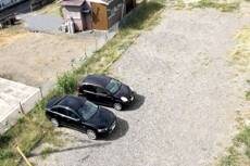 物件外観写真2　(駐車場)