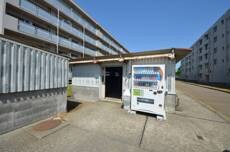 物件外観写真3　(その他共有部分)