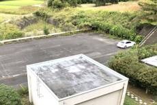 物件外観写真2　(駐車場)