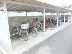 物件外観写真3　(その他共有部分)