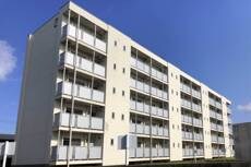 物件外観写真1　(建物外観)