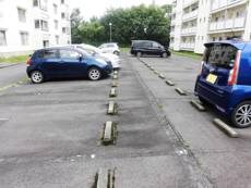 物件外観写真2　(駐車場)