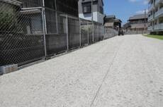 物件外観写真2　(駐車場)