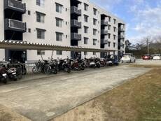 物件外観写真3　(その他共有部分)