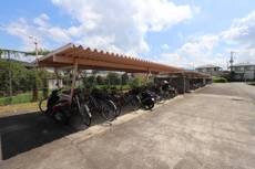 物件外観写真3　(その他共有部分)