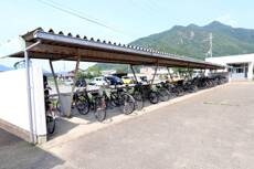 物件外観写真3　(その他共有部分)