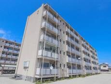 物件外観写真1　(建物外観)