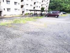 物件外観写真2　(駐車場)