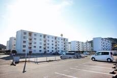 物件外観写真2　(駐車場)