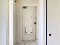 物件内観写真11　(玄関)