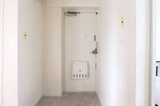 物件内観写真11　(玄関)