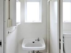 物件内観写真8　(洗面所)