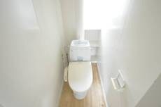 物件内観写真7　(トイレ)