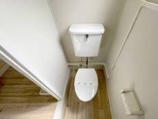 物件内観写真6　(トイレ)